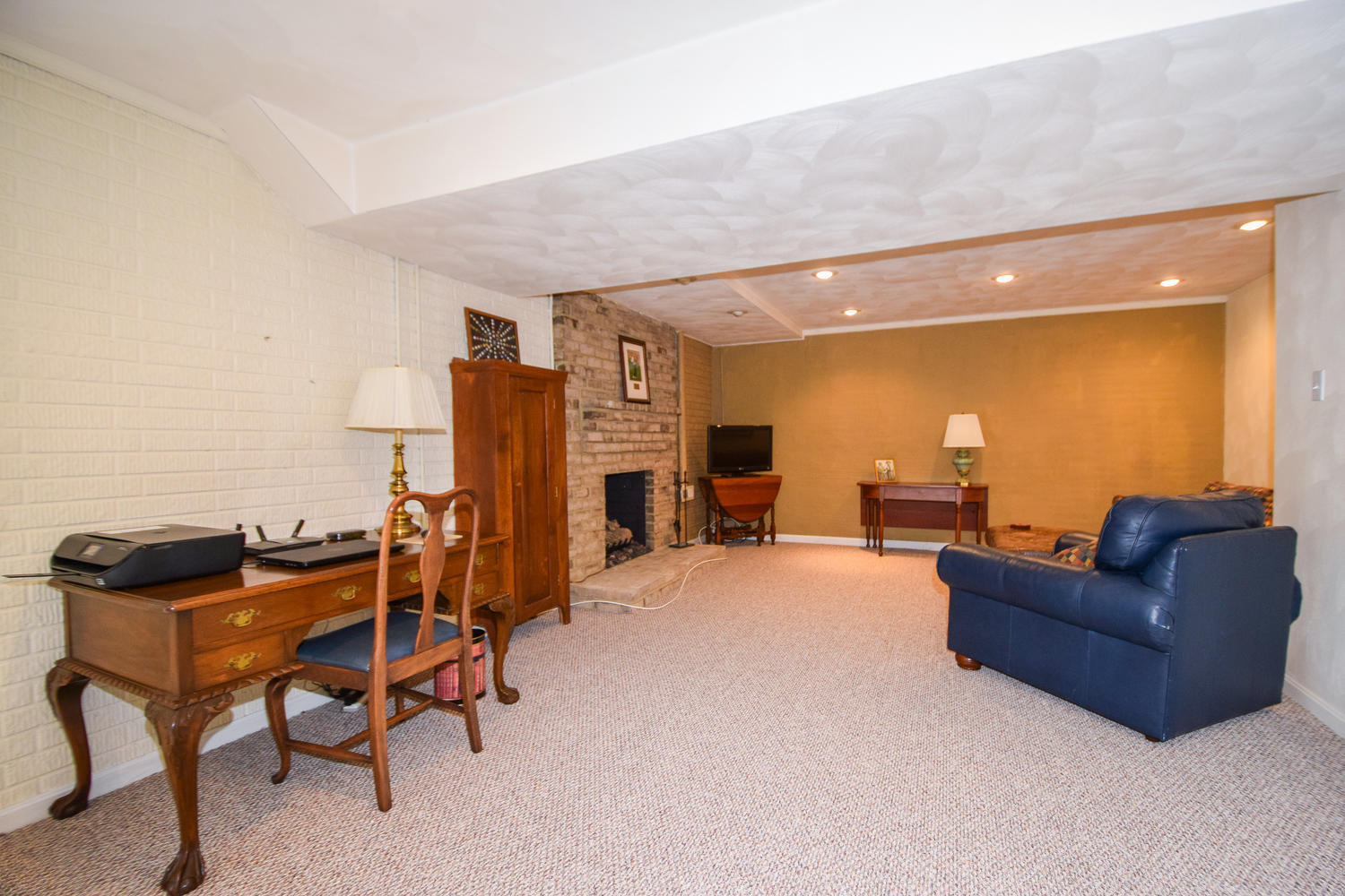 8269 Olsen Road Roanoke, VA 24019 - Photo 22 of 35 8269 Olsen Rd Hollins VA 24019-large-022