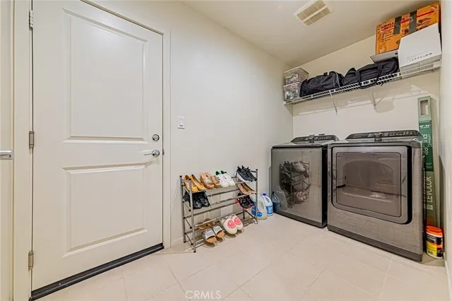 $689,000 | 2333 South Via Esplanade, Unit 29, Ontario, CA 91762