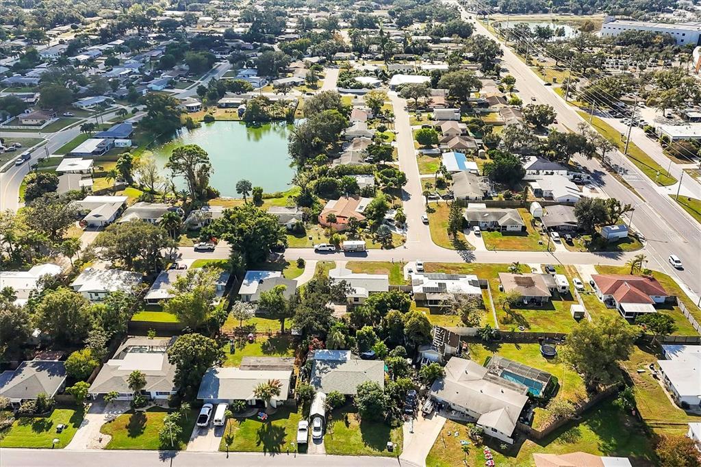 3621 Glen Ridge Lane Sarasota, FL 34233 - Photo 36 of 36 an aerial view of residential houses with outdoor space