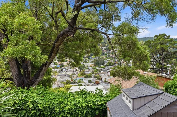$1,298,000 | 50 Tulare Street, Brisbane, CA 94005
