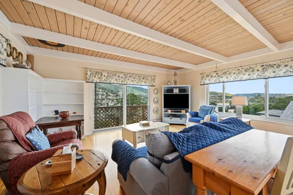 $1,298,000 | 50 Tulare Street, Brisbane, CA 94005