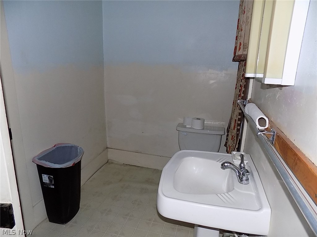 4907 Ridge Avenue Southeast Canton, OH 44707 - Photo 18 of 24 Gallery Image 18