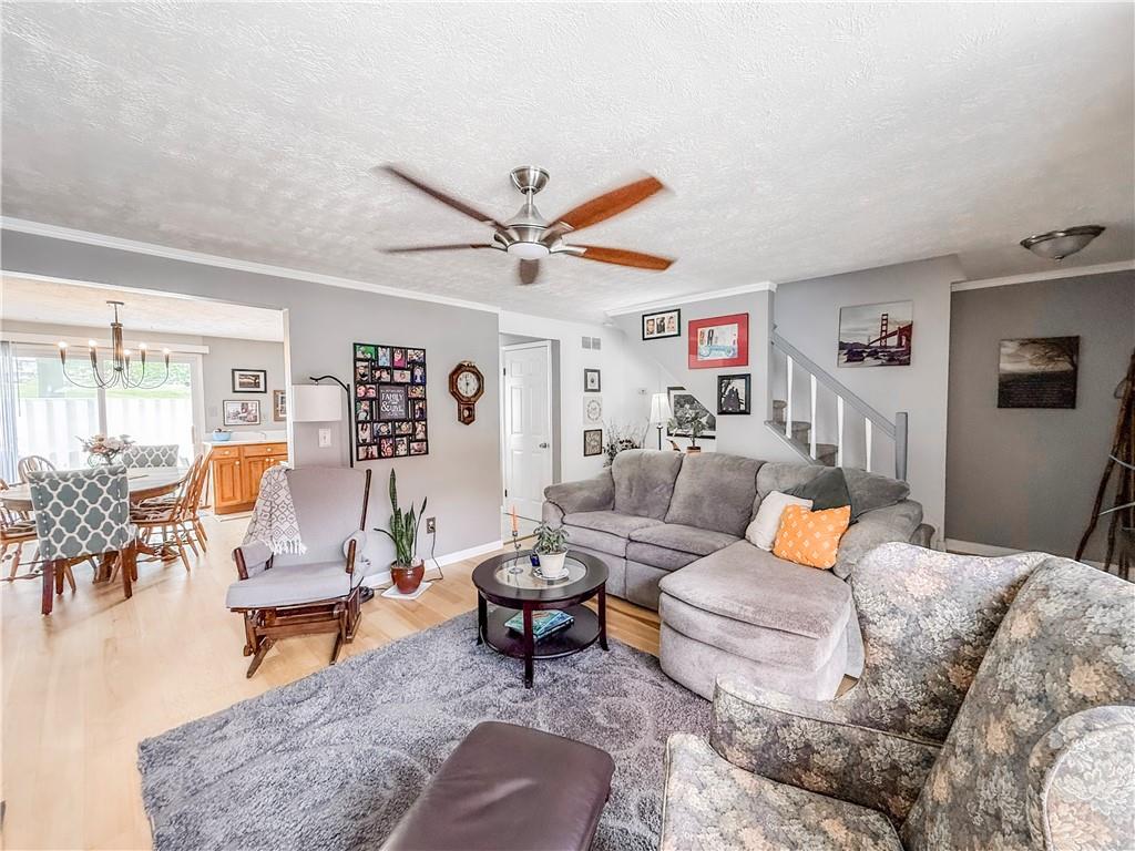 534 Hunters Path Road Bridgeville, PA 15017 - Photo 15 of 41 Gallery Image 15