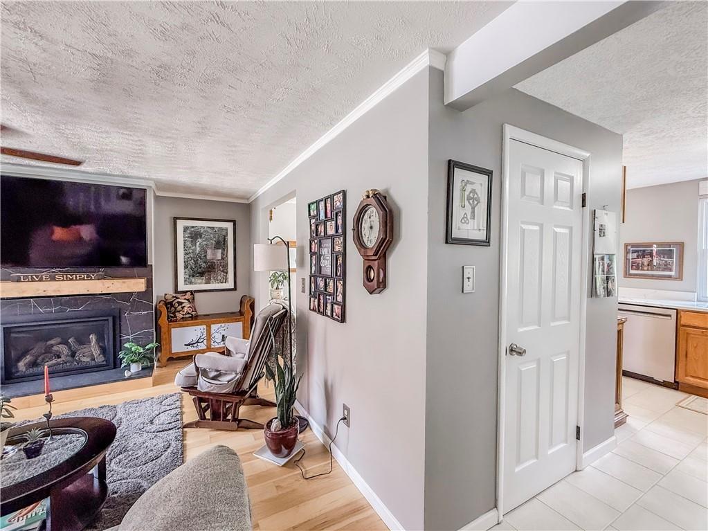 534 Hunters Path Road Bridgeville, PA 15017 - Photo 20 of 41 Gallery Image 20