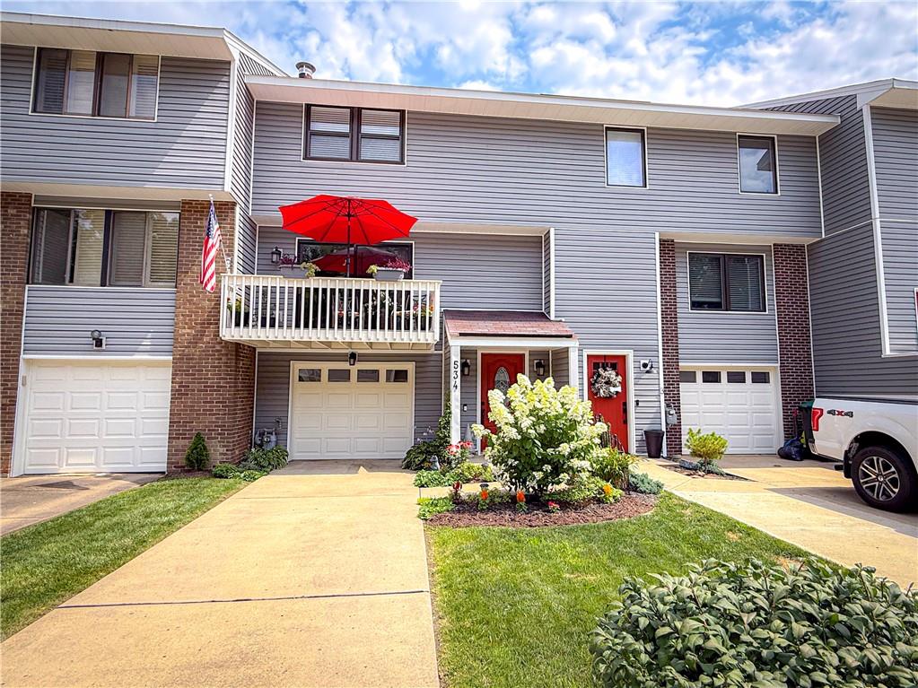 534 Hunters Path Road Bridgeville, PA 15017 - Photo 3 of 41 Gallery Image 3