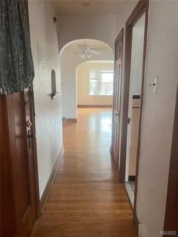 $850 | 6663 Devonshire Avenue, Unit 2W, St. Louis, MO 63109