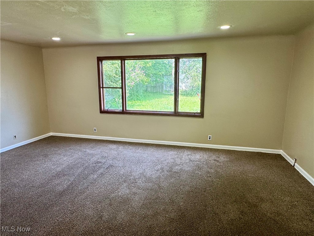 3207 Livingston Road Cleveland, OH 44120 - Photo 7 of 22 Gallery Image 7