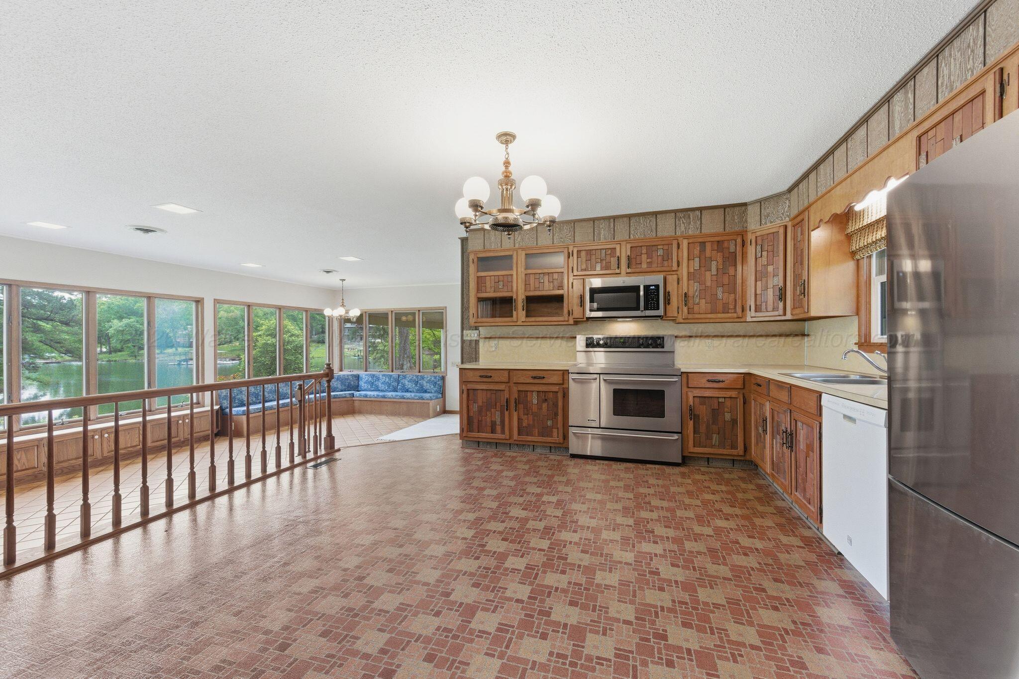 140 Burtwood Acres Road Jasper, AL 35503 - Photo 15 of 45 Kitchen