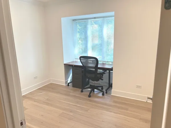 $3,600 | 1930 Sherman Avenue, Unit 1S, Evanston, IL 60201