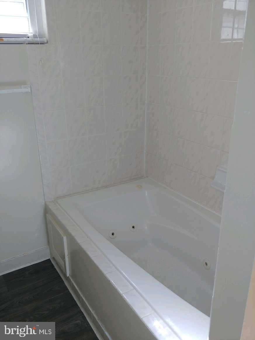 11 46th Street Southeast, Unit 201 Washington, DC 20019 - Photo 2 of 9