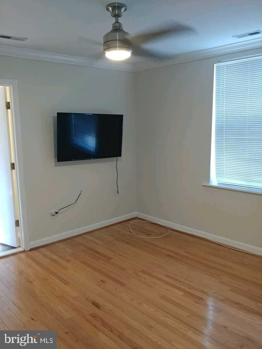 11 46th Street Southeast, Unit 201 Washington, DC 20019 - Photo 4 of 9