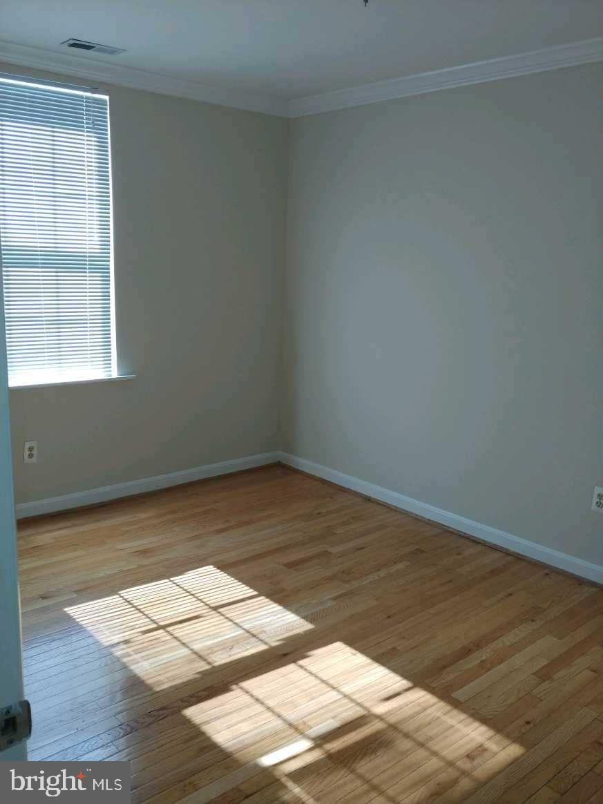 11 46th Street Southeast, Unit 201 Washington, DC 20019 - Photo 6 of 9