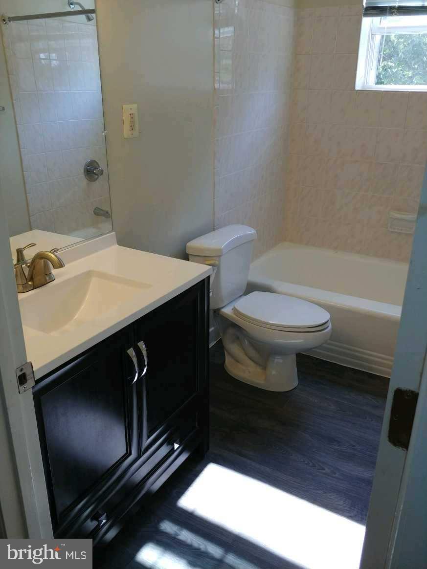 11 46th Street Southeast, Unit 201 Washington, DC 20019 - Photo 7 of 9