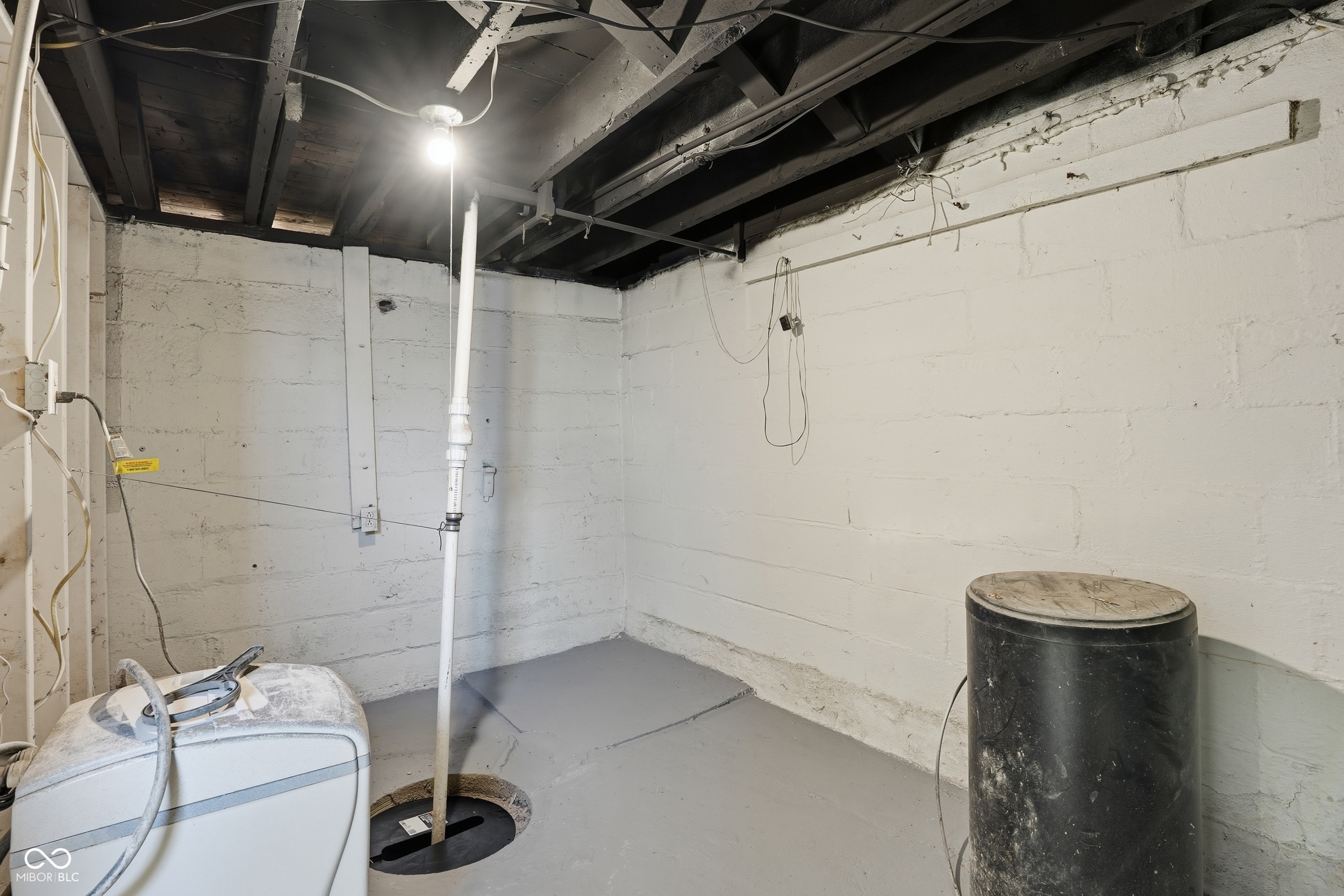 3103 South Lockburn Street Indianapolis, IN 46221 - Photo 32 of 42