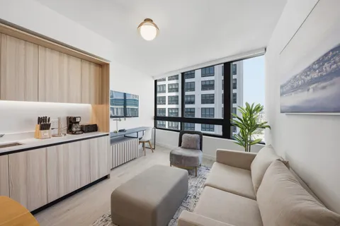 $499,900 | 225 North Miami Avenue, Unit 2002, Miami, FL 33128