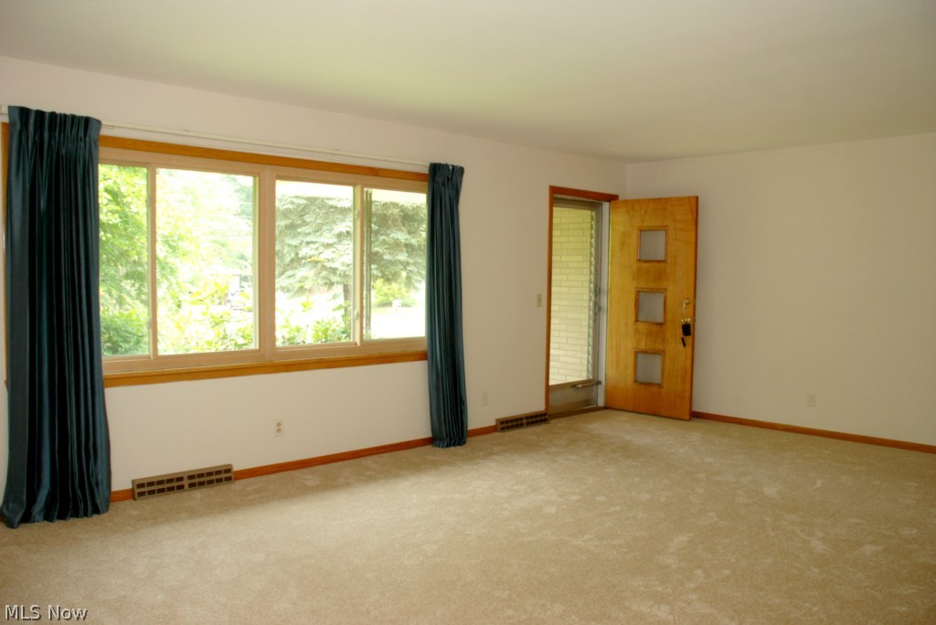 148 Moore Road Akron, OH 44319 - Photo 6 of 25