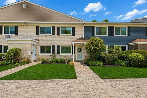 $370,000 | 40 West 4th Street, Unit 163, Patchogue, NY 11772
