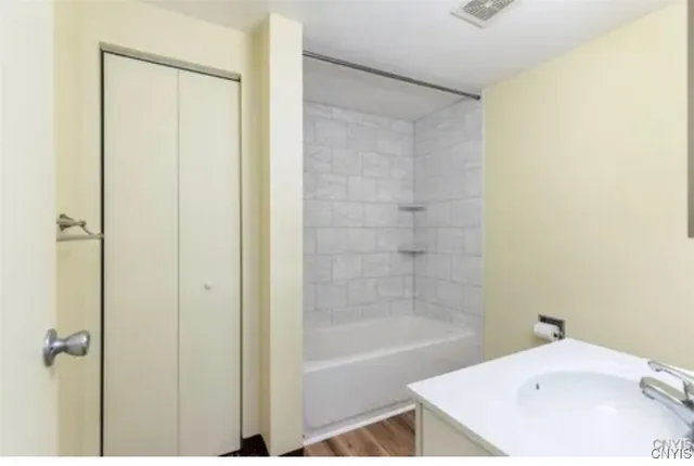 $1,450 | 471 Idlewood Boulevard, Van Buren, NY 13027