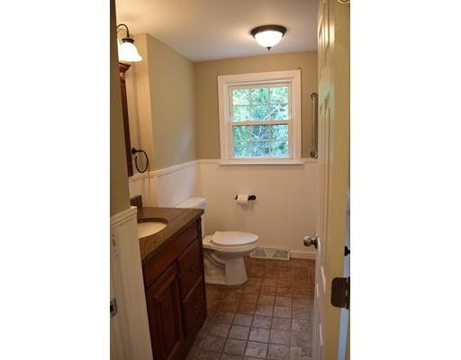 41 Roper Lane Tewksbury, MA 01876 - Photo 12 of 30 Gallery Image 12