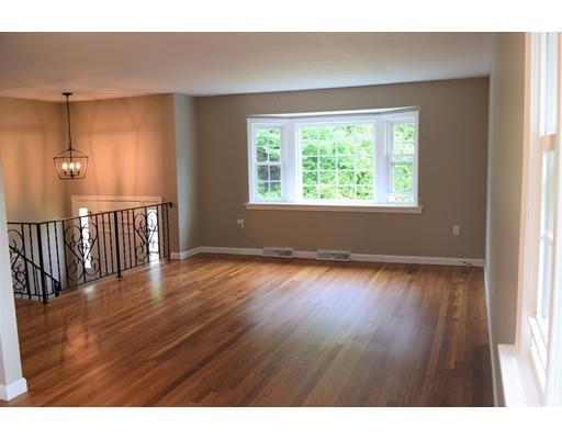 41 Roper Lane Tewksbury, MA 01876 - Photo 5 of 30 Gallery Image 5