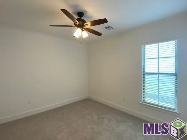 $2,300 | 13023 Great Tern Avenue, Baton Rouge, LA 70810