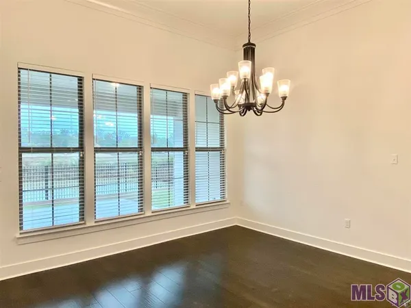 $2,300 | 13023 Great Tern Avenue, Baton Rouge, LA 70810