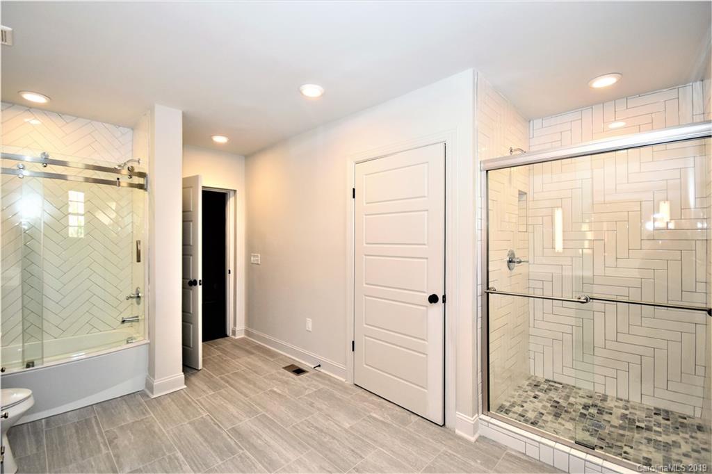 3921 Woodleaf Road Charlotte, NC 28205 - Photo 19 of 24