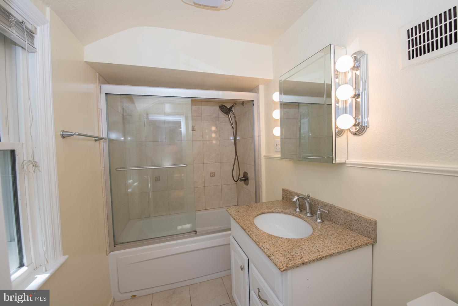 710 Harvard Road Bala Cynwyd, PA 19004 - Photo 20 of 29 Gallery Image 20