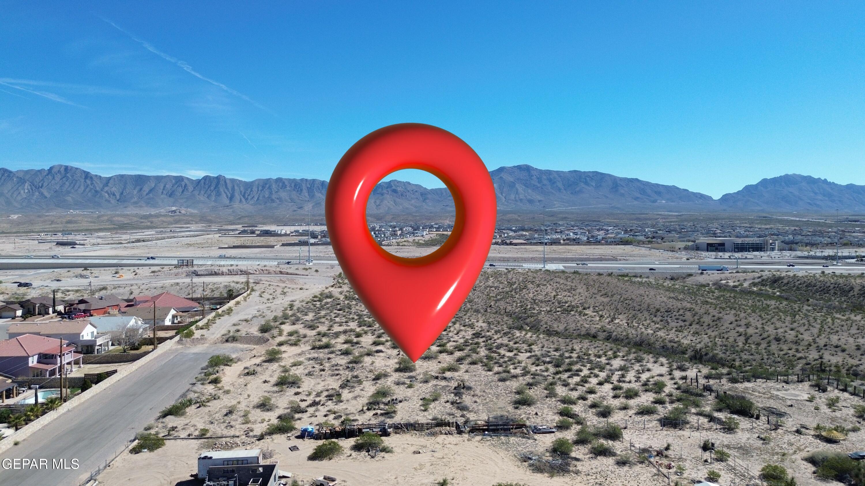 3 Reidsan Grove Canutillo, TX 79835 - Photo 17 of 20 a view of a backyard with a sink
