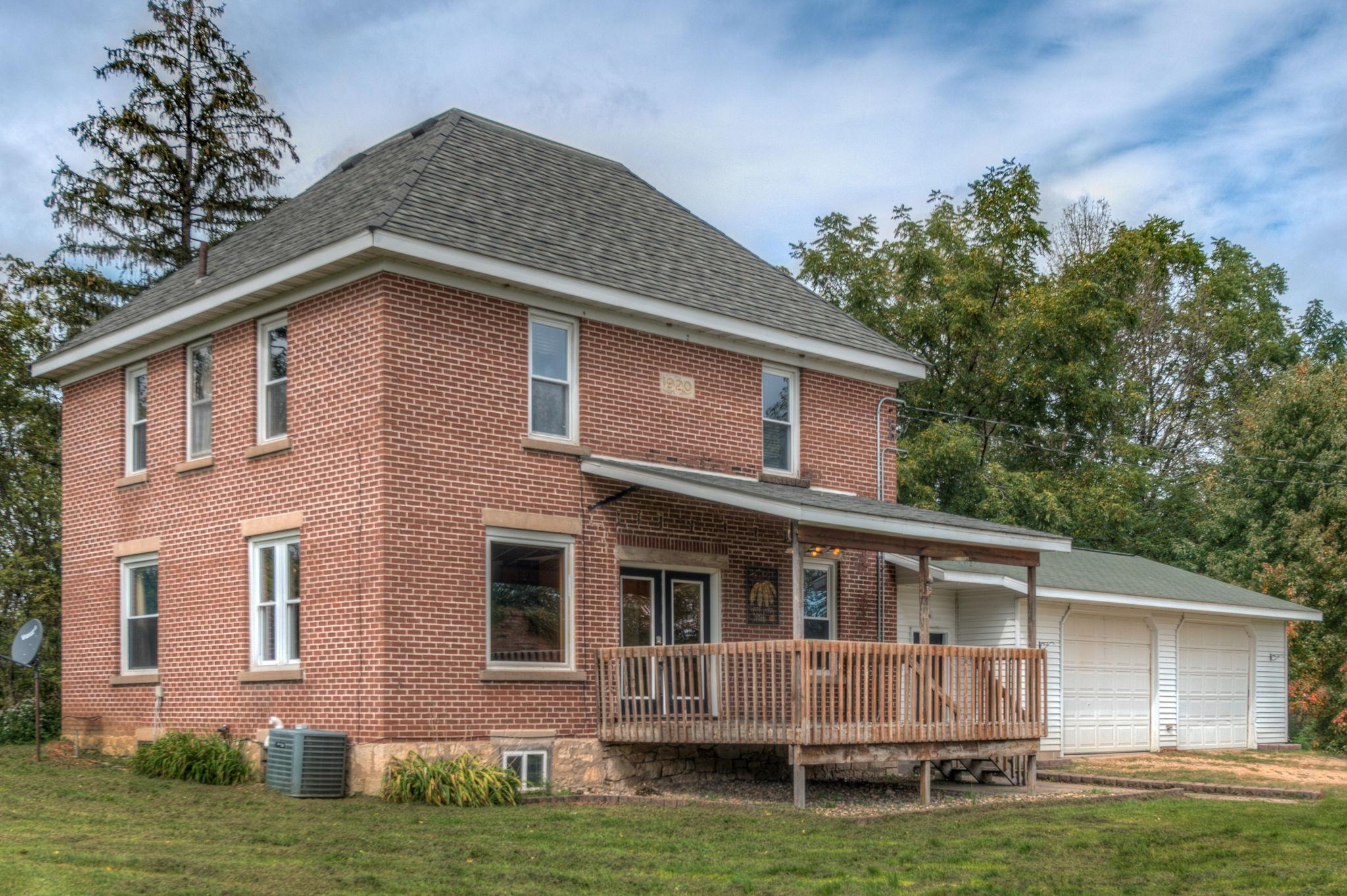 S1583 Franklin Road Alma, WI 54610 - Photo 1 of 1 Gallery Image 1