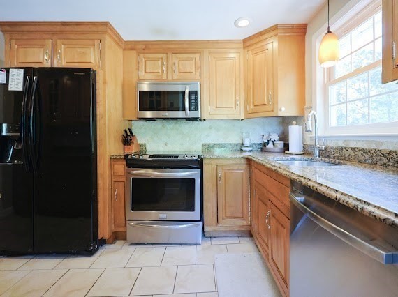 570 Bay Road Stoughton, MA 02072 - Photo 12 of 40 Gallery Image 12