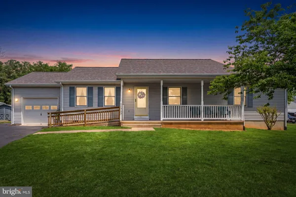 $474,900 | 11737 Battle Ridge Drive, Remington, VA 22734