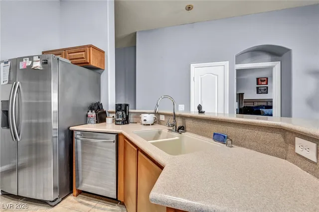 $305,000 | 1090 Sheer Paradise Lane, Unit 101, Henderson, NV 89002