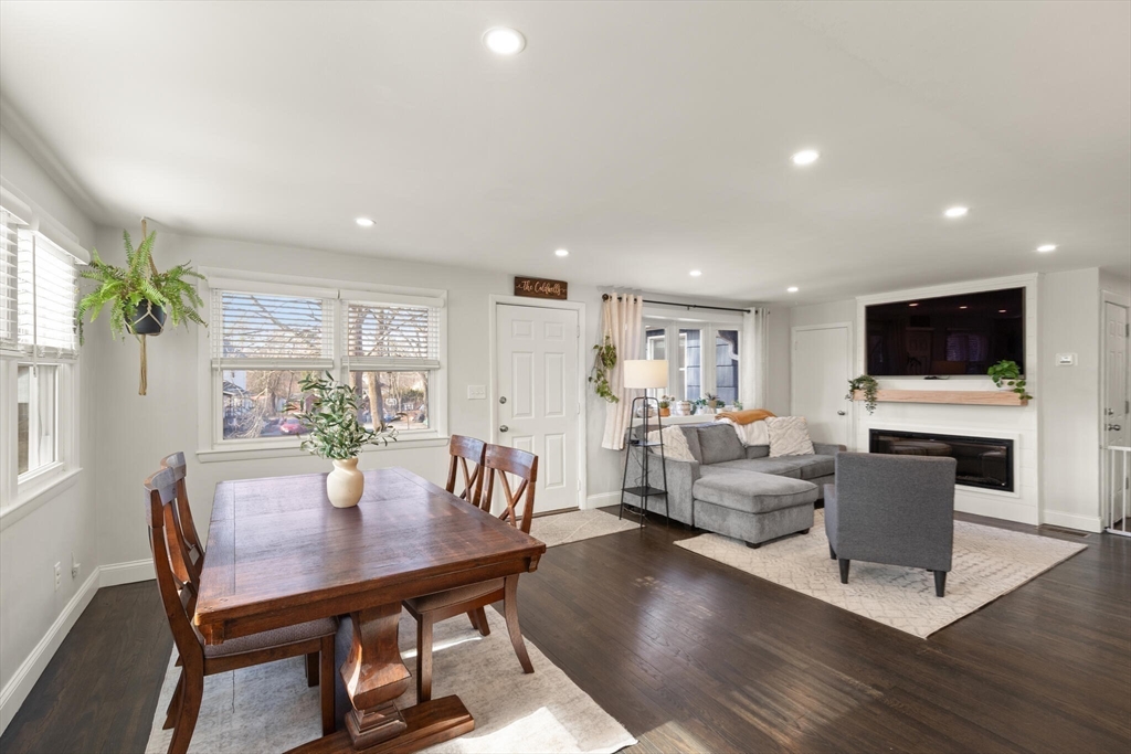 7 Manning Road Chelmsford, MA 01824 - Photo 7 of 31 Gallery Image 7