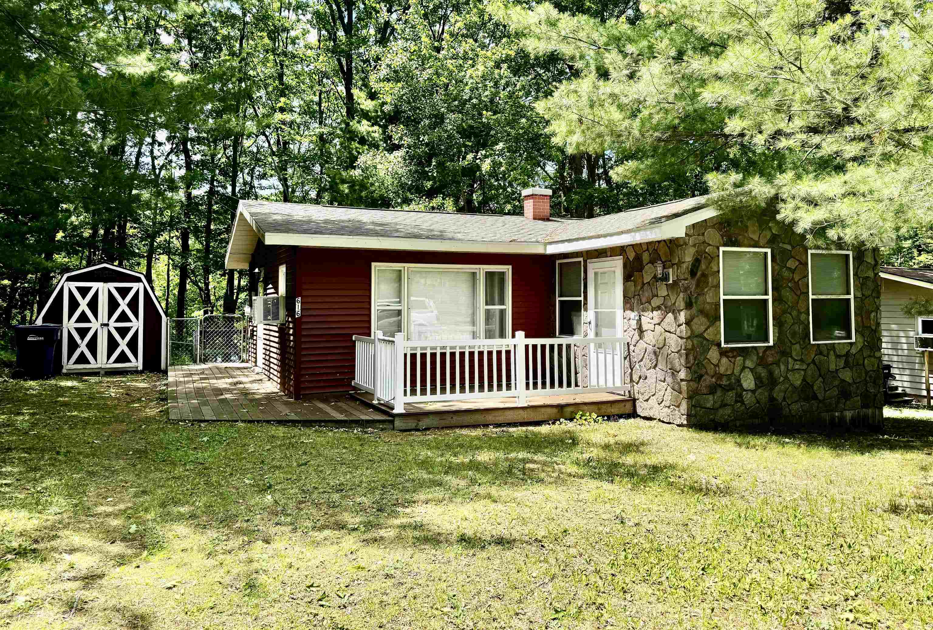 616 Jill Street Harrison, MI 48625 - Photo 1 of 19
