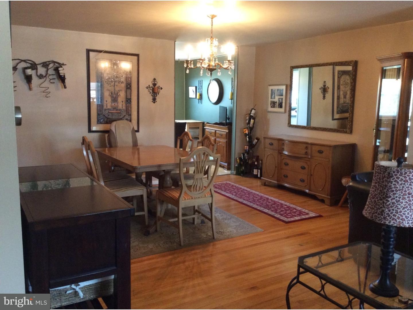 10222 West Keswick Road Philadelphia, PA 19114 - Photo 7 of 22 Gallery Image 7