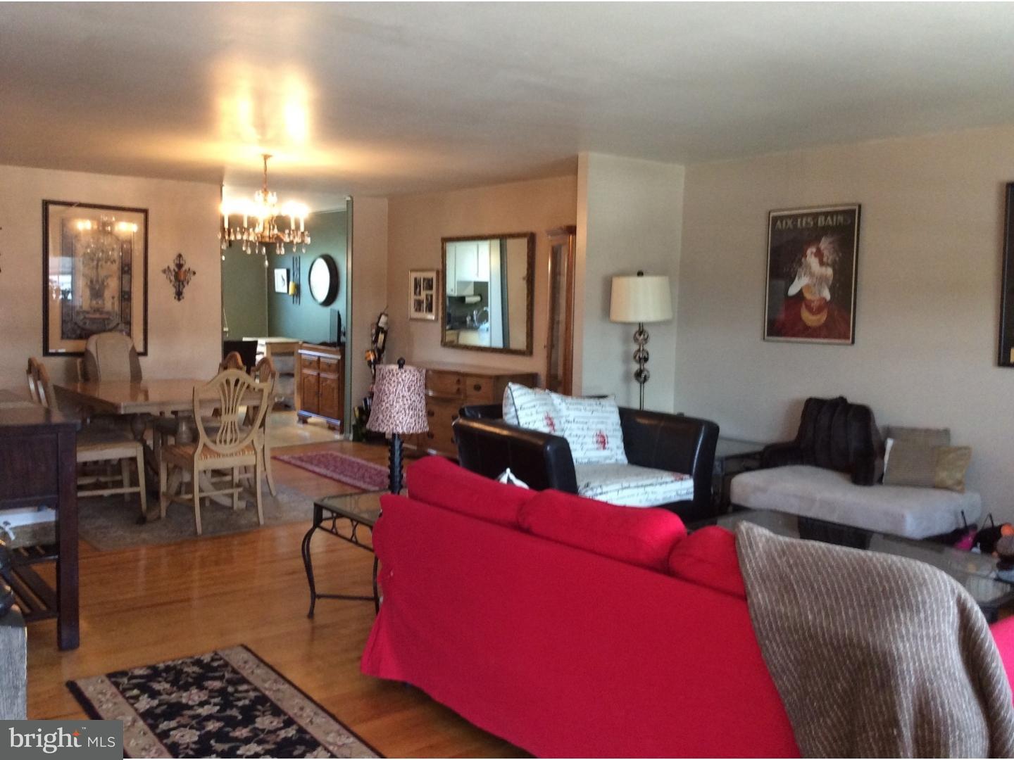 10222 West Keswick Road Philadelphia, PA 19114 - Photo 9 of 22 Gallery Image 9