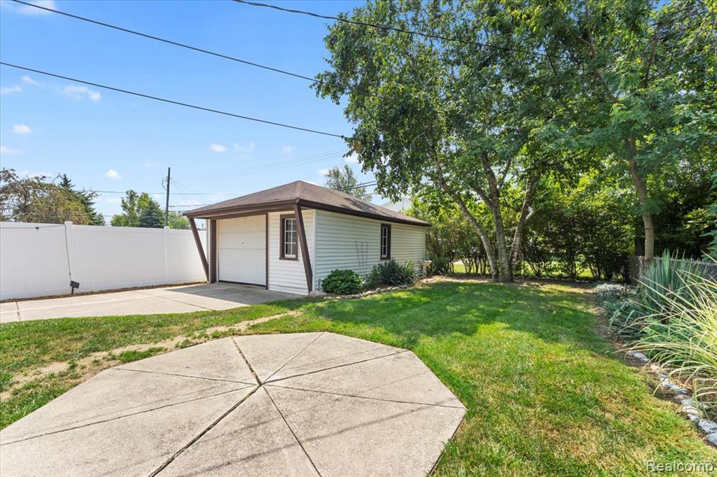 13121 Rosedale Street Southgate, MI 48195 - Photo 30 of 31 Gallery Image 30