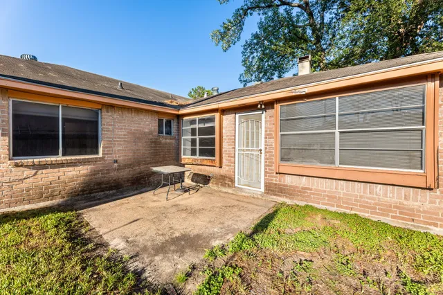 $1,700 | 15235 Heron Park Drive, Humble, TX 77396