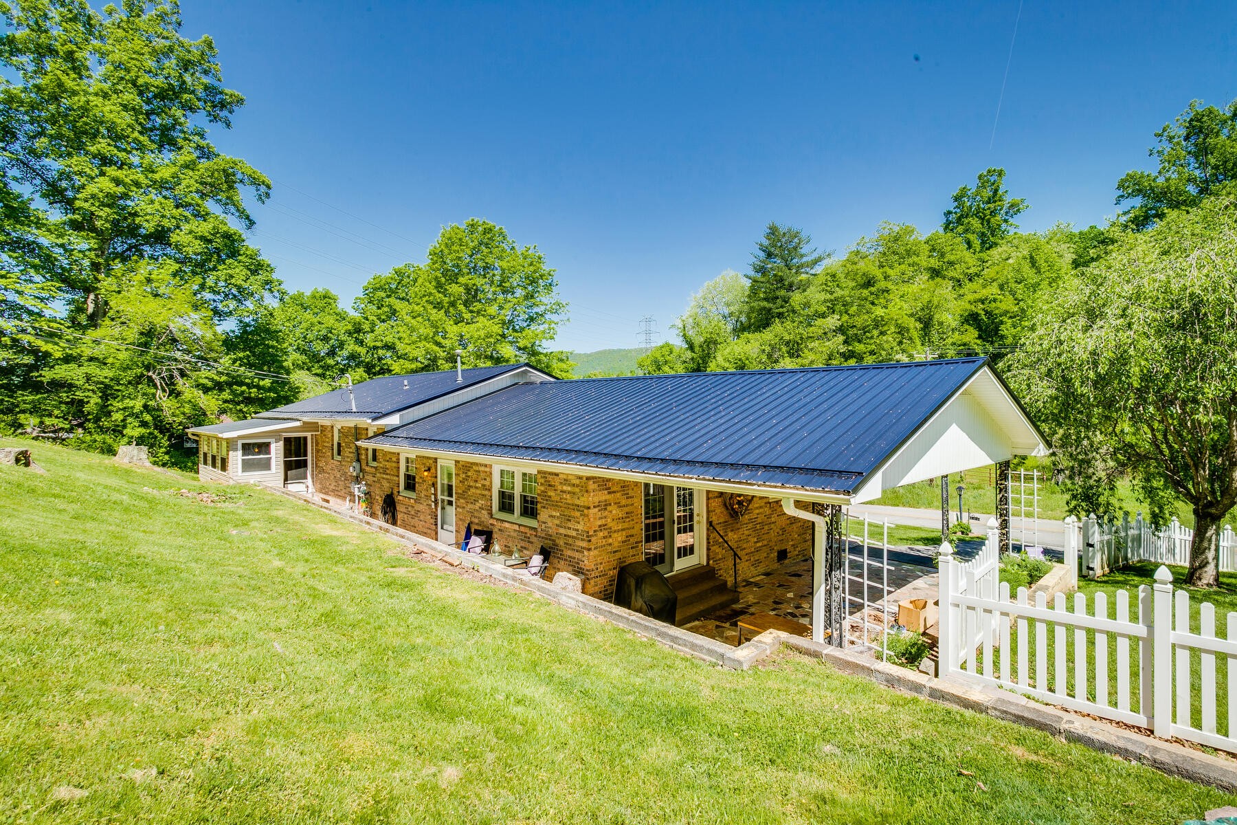 405 Fishery Loop Road Erwin, TN 37650 - Photo 39 of 42 039