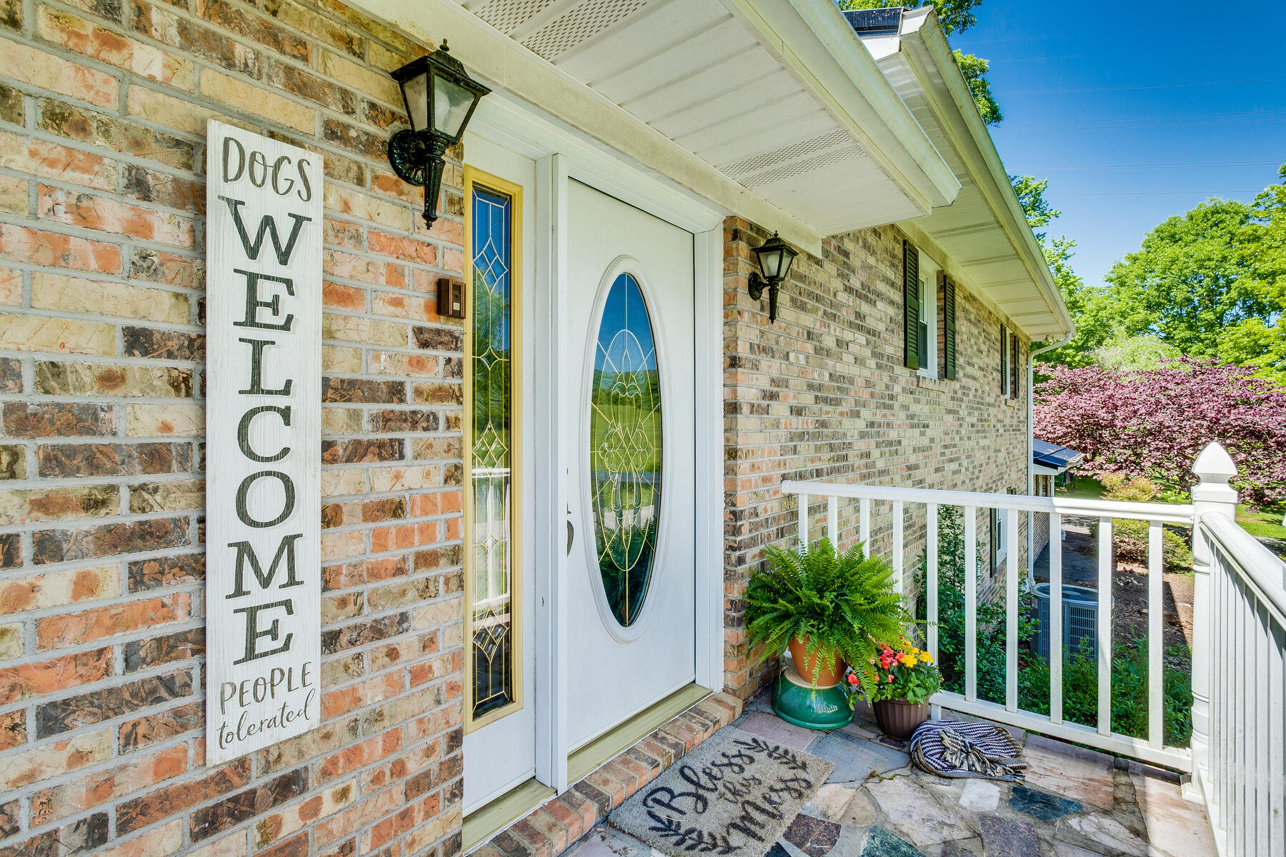 405 Fishery Loop Road Erwin, TN 37650 - Photo 4 of 42 004