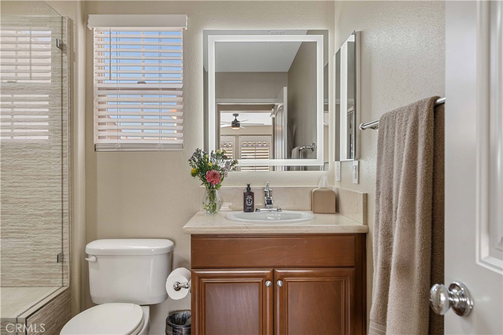 20276 Pienza Lane Porter Ranch, CA 91326 - Photo 23 of 49 Primary Bathroom