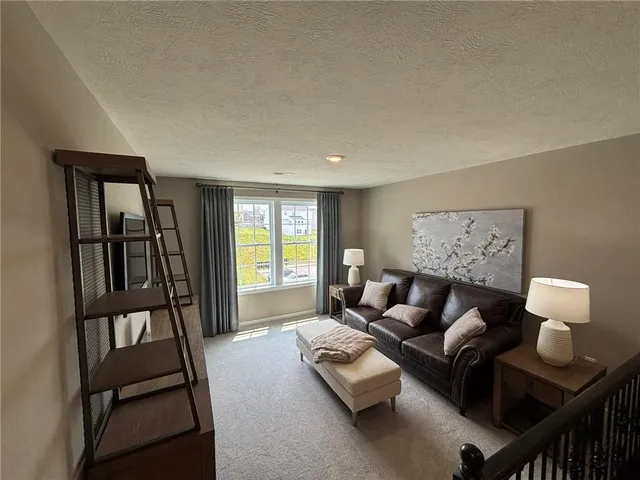 $658,280 | 140 Victoria Drive, Coraopolis, PA 15108