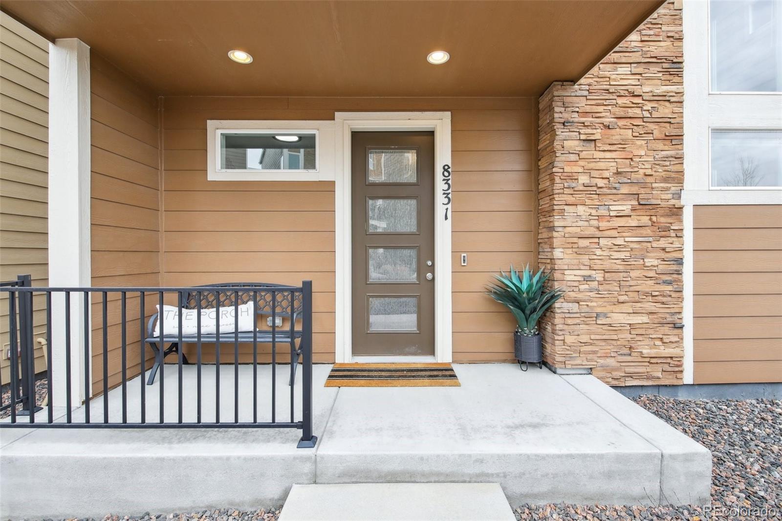 8331 Farmers Way Highlands Ranch, CO 80129 - Photo 3 of 34 Gallery Image 3