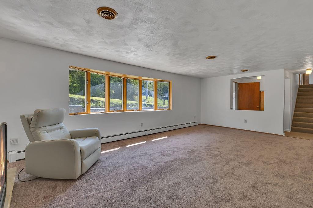 505 Monaca Road Aliquippa, PA 15001 - Photo 4 of 26 Gallery Image 4