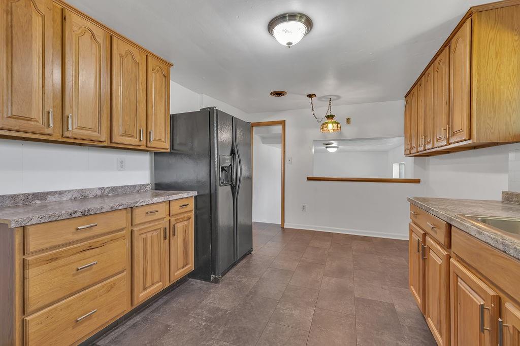 505 Monaca Road Aliquippa, PA 15001 - Photo 6 of 26 Gallery Image 6