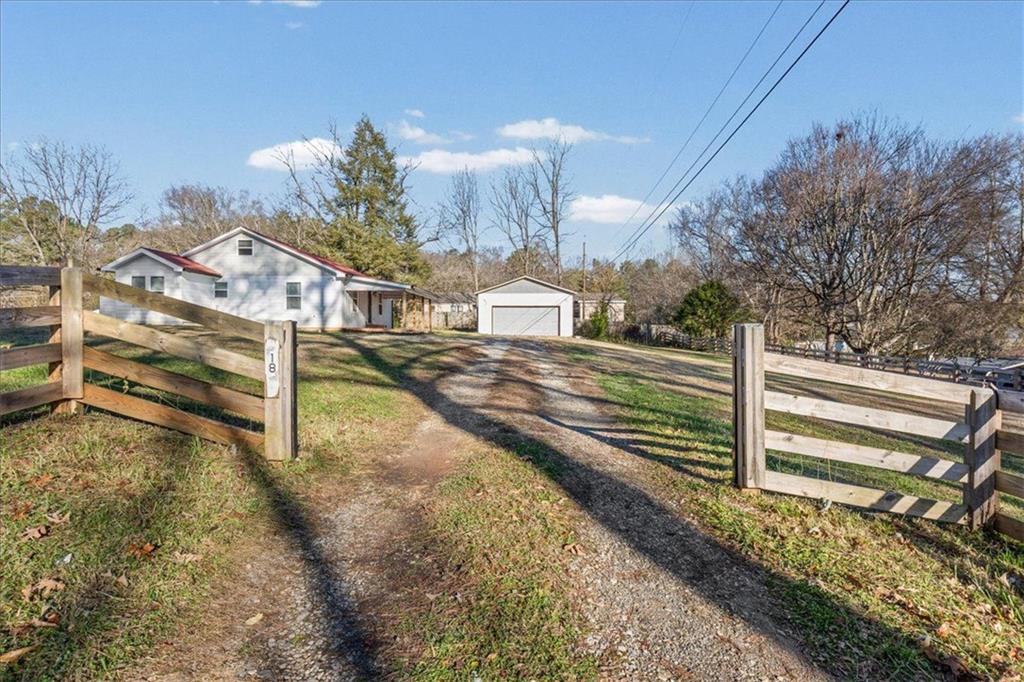 18 Farmer Road Northwest Cartersville, GA 30120 - Photo 2 of 33 a view of a house with a yard