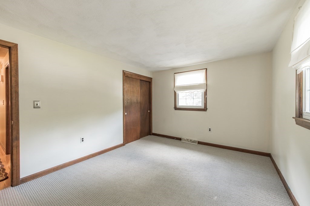 4 Mirror Road Billerica, MA 01821 - Photo 15 of 26 Gallery Image 15