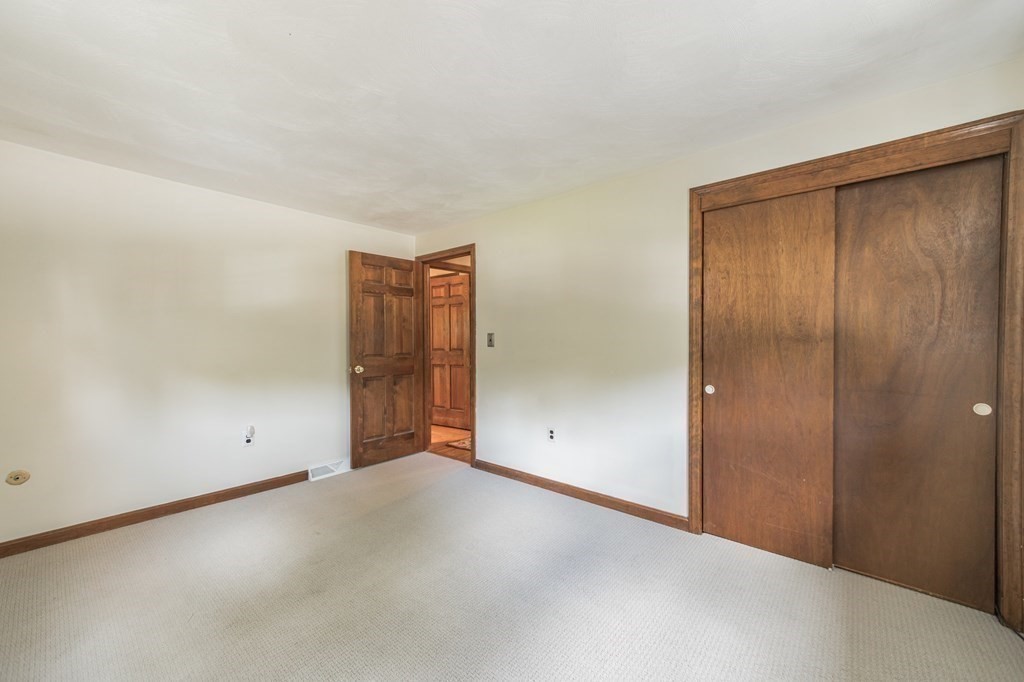 4 Mirror Road Billerica, MA 01821 - Photo 16 of 26 Gallery Image 16