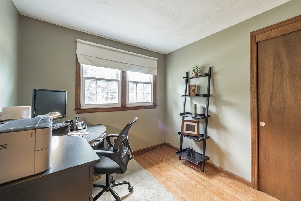 4 Mirror Road Billerica, MA 01821 - Photo 18 of 26 Gallery Image 18